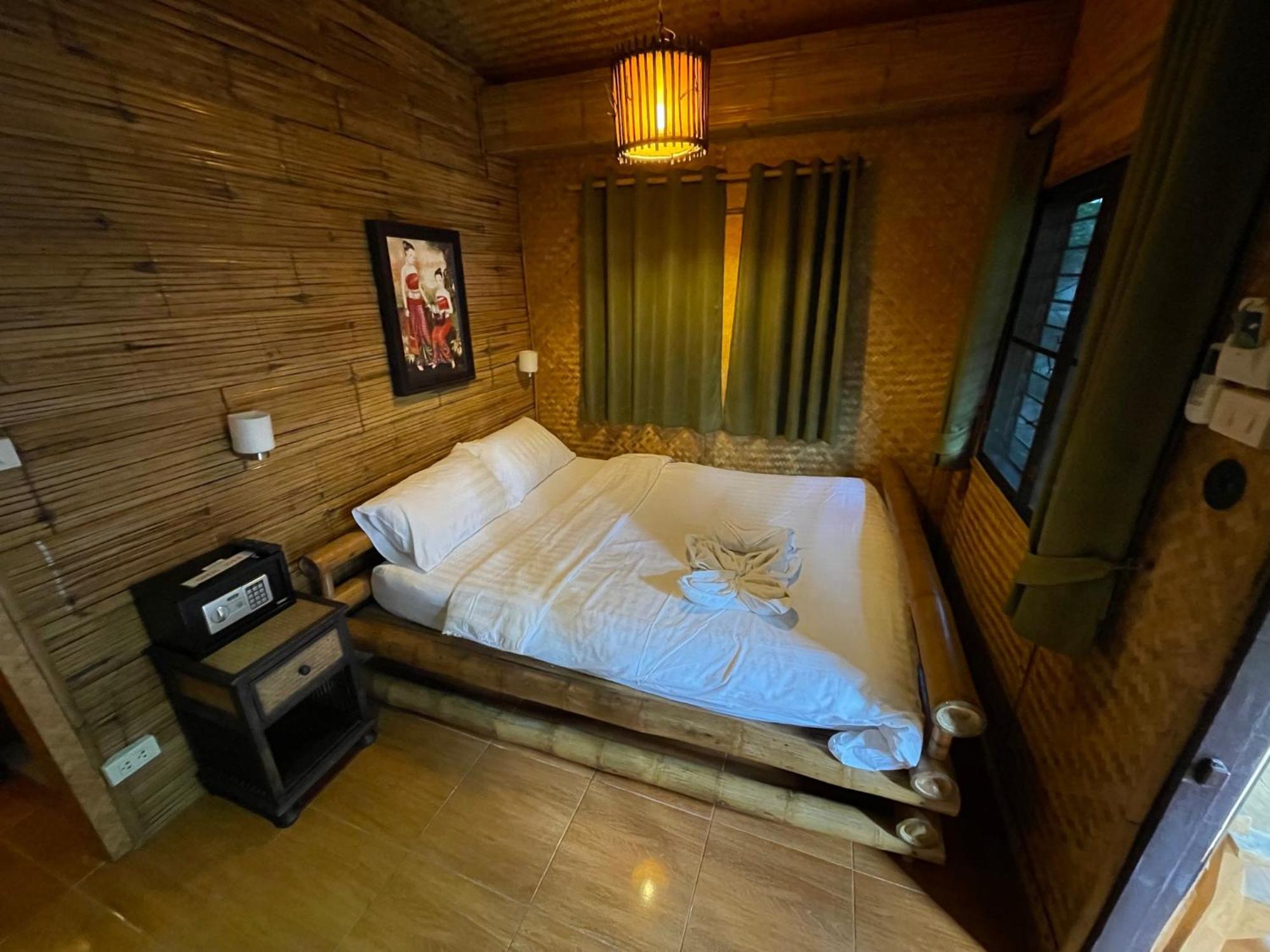 Boutique Hotel & Restaurant, Jaidee Bamboo Huts Chiang Mai Exterior photo