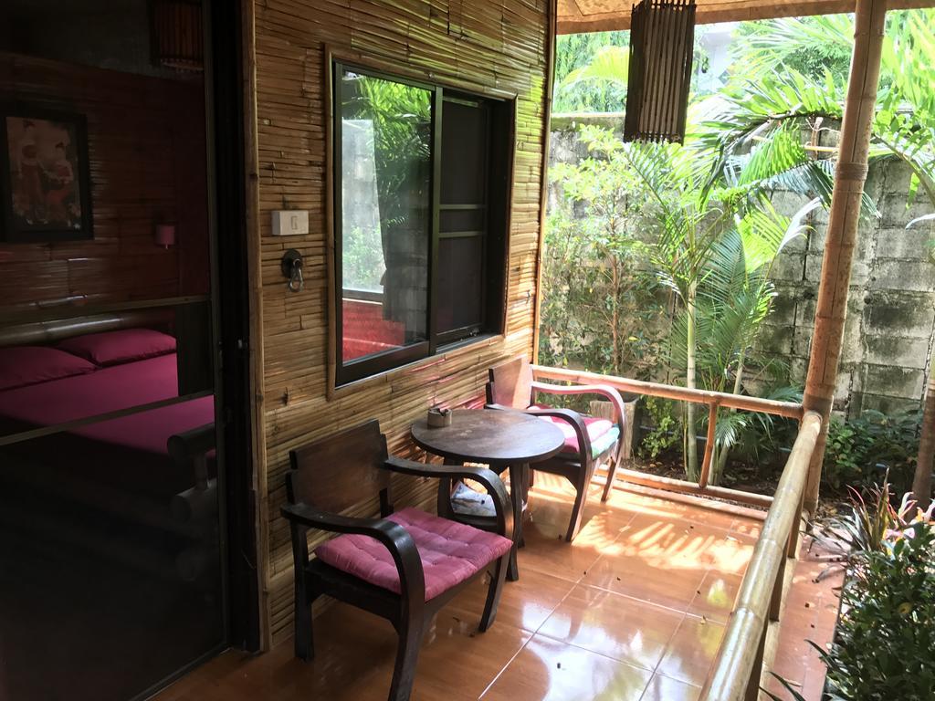 Boutique Hotel & Restaurant, Jaidee Bamboo Huts Chiang Mai Exterior photo