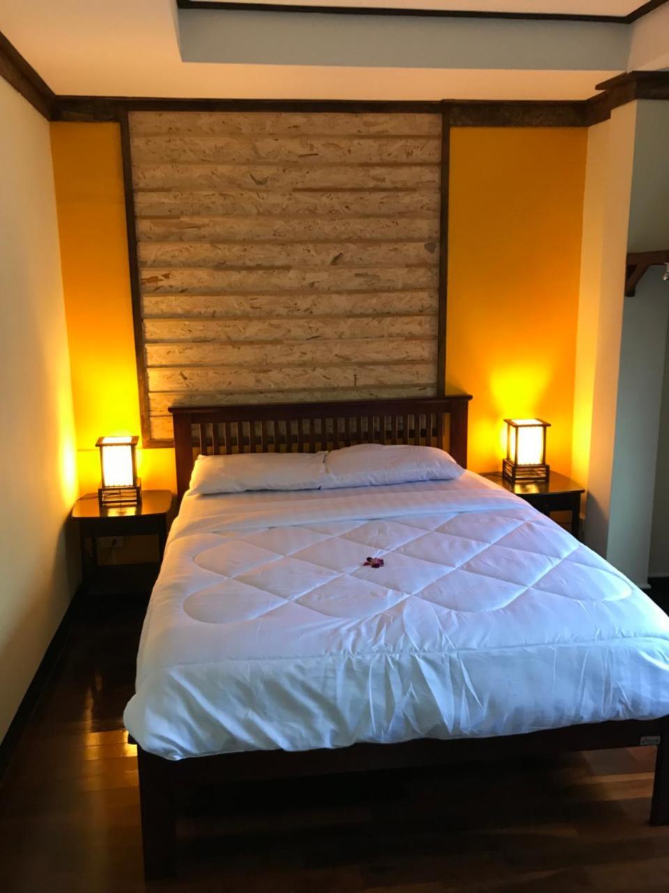 Boutique Hotel & Restaurant, Jaidee Bamboo Huts Chiang Mai Exterior photo