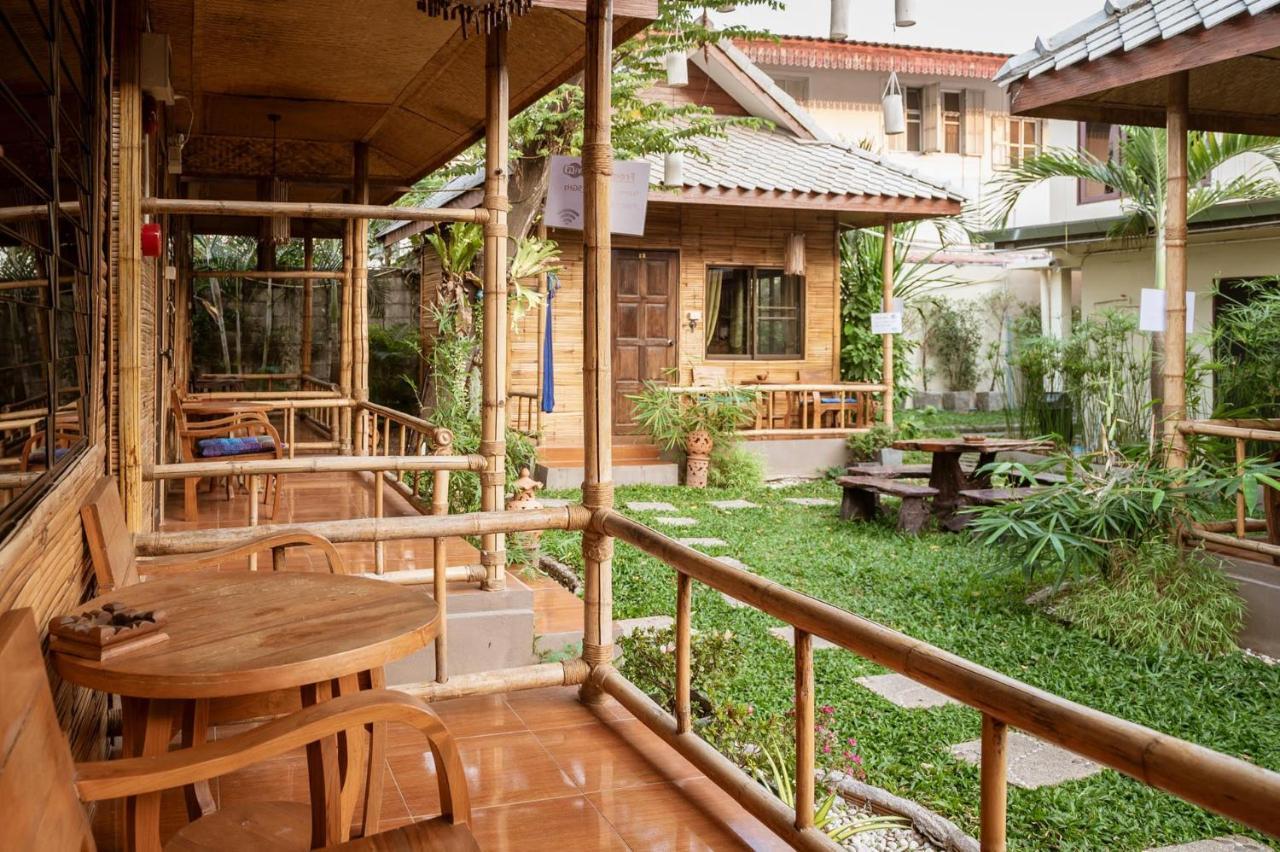Boutique Hotel & Restaurant, Jaidee Bamboo Huts Chiang Mai Exterior photo